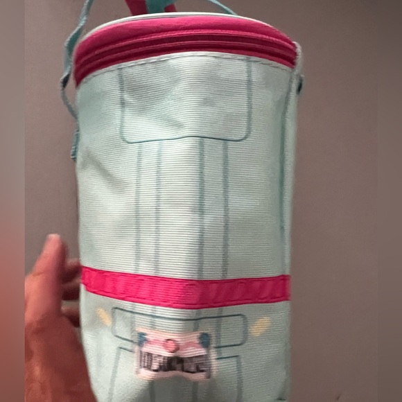 L.O.L Surprise Mini Lunch Cooler from Culture Fly Subscription Box - Picture 4 of 8